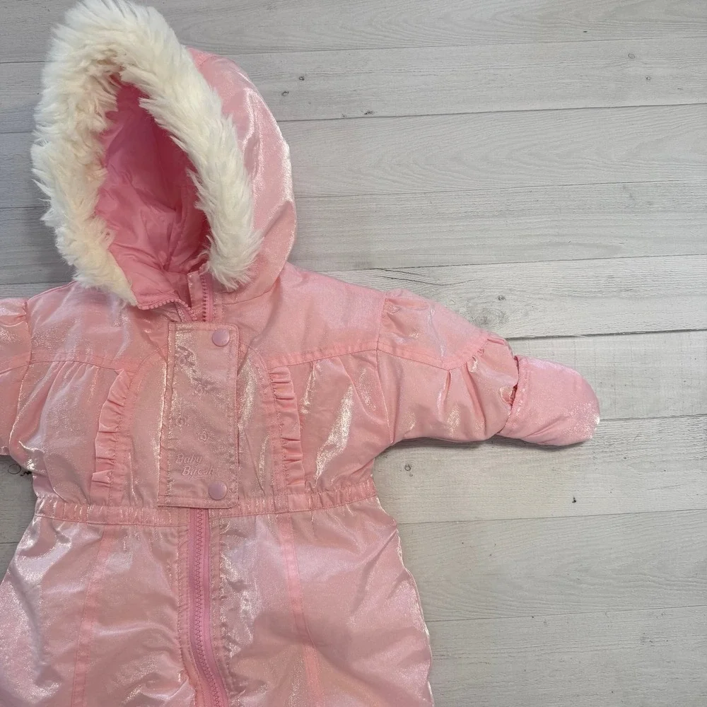OshKosh B'Gosh baby girls pink shimmer‎ bunting snowsuit 6/9 months